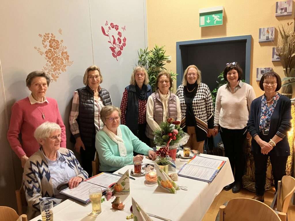 Weihnachtsfeier bei den Gymnastk – Seniorinnen