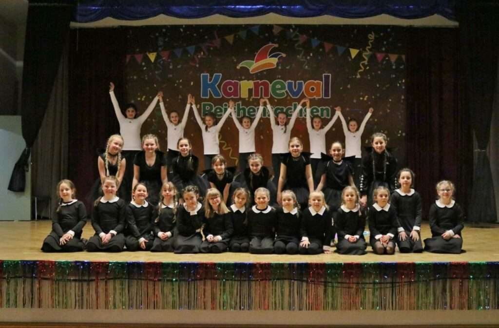 ‚Dance Monkeys‘ begeistern beim Karneval