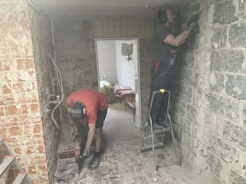 Renovierungsarbeiten laufen mit Hochdruck