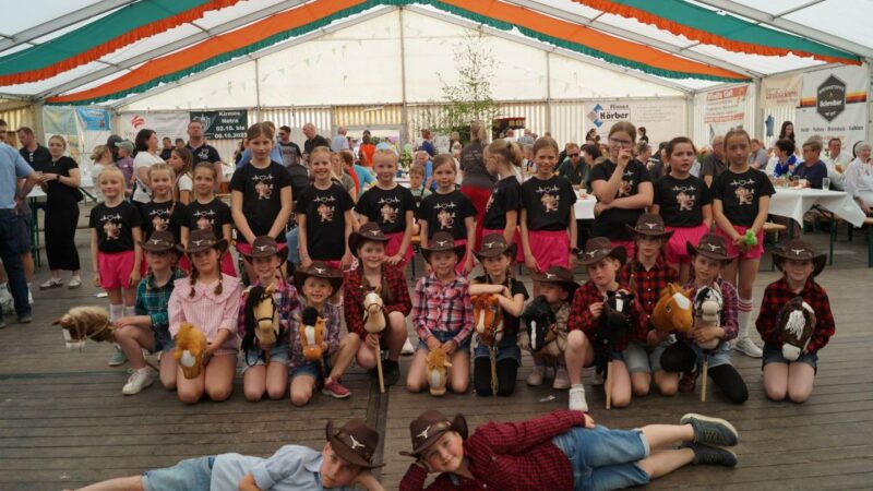 ‚Dance Monkeys‘ begeistern in Hoheneiche